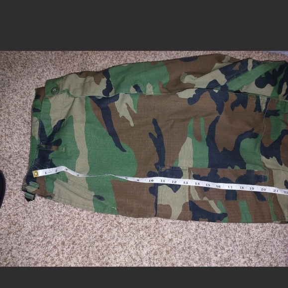 Vanguard camo pants 32w 46L estimated - Picture 7 of 8